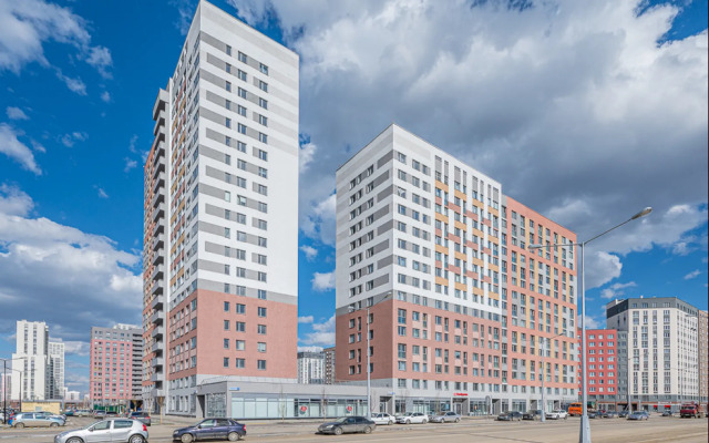 Квартира Стильная Квартира с Панорамными окнами в Академическом Районе