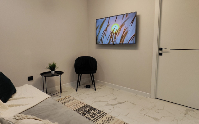 Квартира NATALI Aparts 73в.2