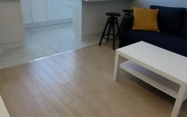 Do 4-kh chelovek Flat