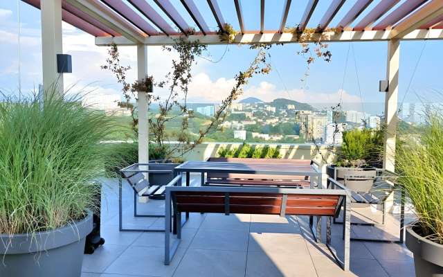 Апартаменты Дизайнерские с бассейном на крыше