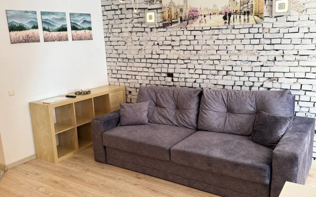 V Tsentralnom Rayone Flat