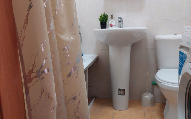 Na Chekhova 4 Flat