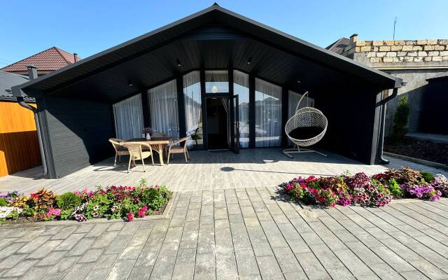 Baza Khazri Recreation Center