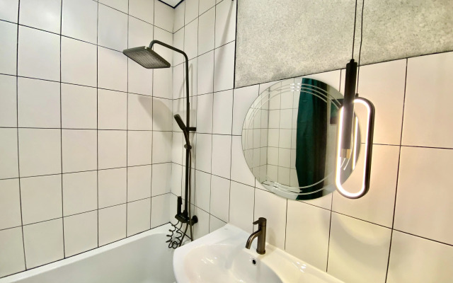 Ěkše Flat