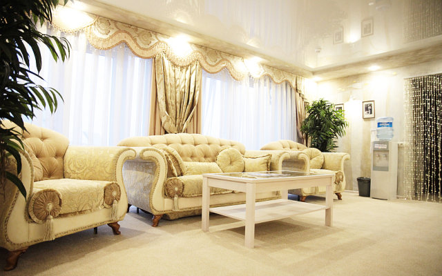 Berezhki-Holl Hotel