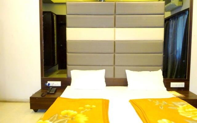 Отель Sunrise Palace by Sky Stays