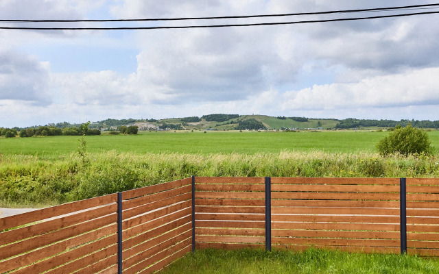 Частный дом с видом на бескрайние просторы