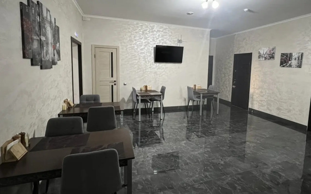 Victoria City Hotel