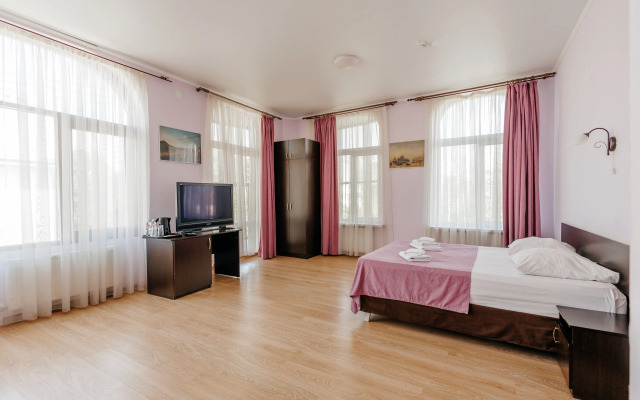 Edeil Hotel
