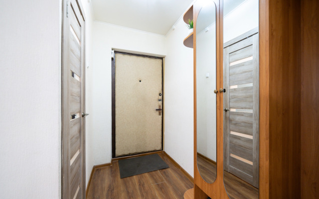 Natali 2-room U Metro Chertanovskaya Apartments