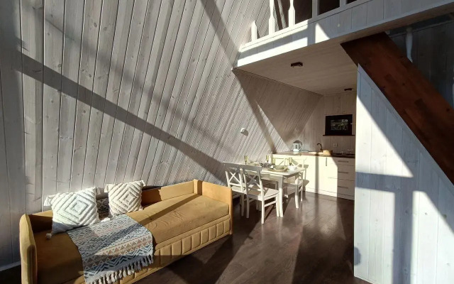 S Chanom Alena_Aframe Chalet