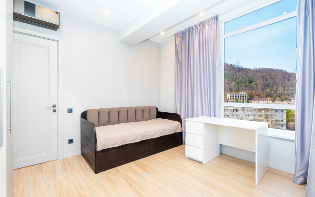 Dvukhkomnatnye U Morya, Zhk Kvatro Apartments