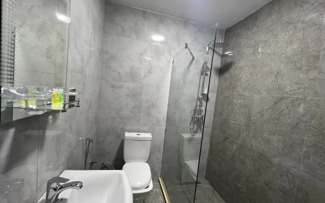 Bulvar Inn Hotel