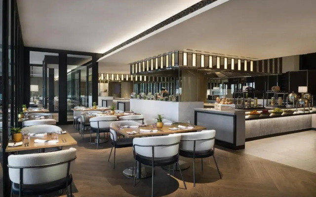 Crowne Plaza Bangkok Lumpini Park by IHG