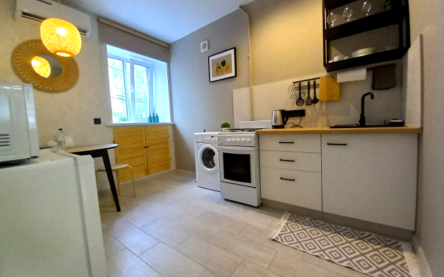 Na Bulvare Radischeva Flat