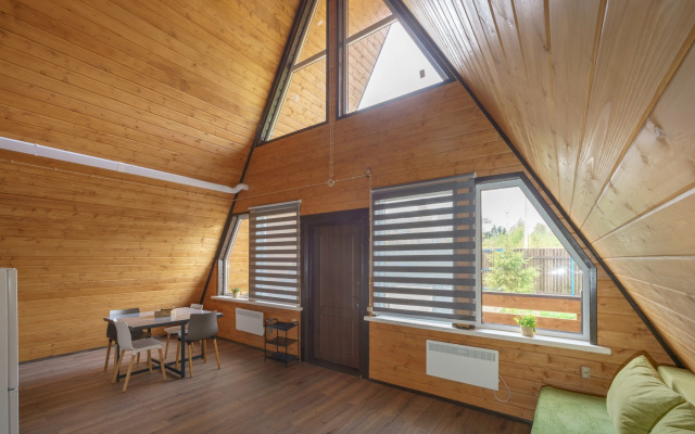 Частный дом Семейный афрейм с баней и бассейном у реки