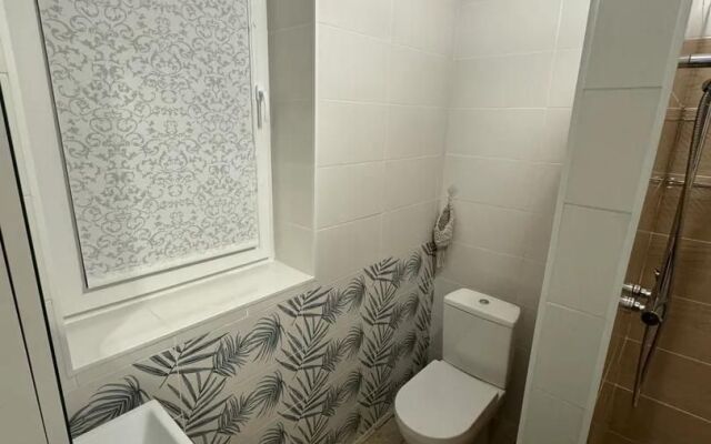 Гостевой Дом Уютный Дом с Большими Панорамными Окнами