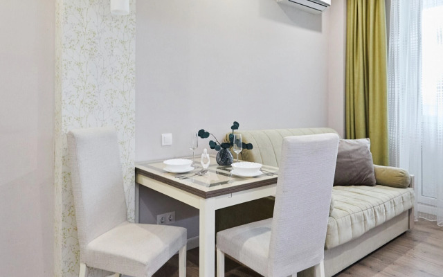 Zamechatelnaya V Samom Tsentre Goroda Flat