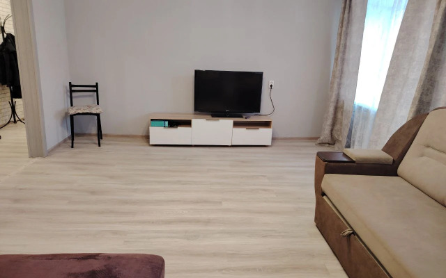 Квартира Просторная двухкомнатная квартира рядом с дк распадским