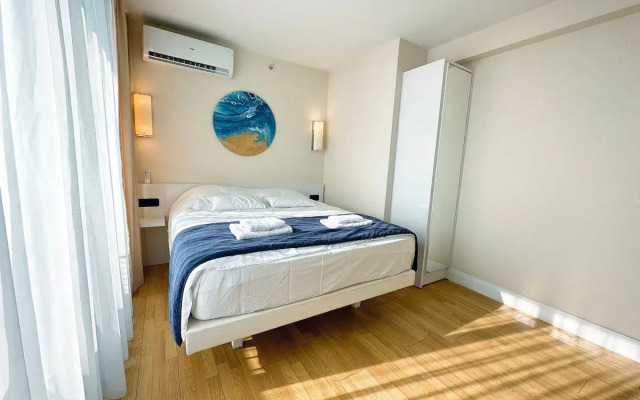 Orbi C 4245 Apartments