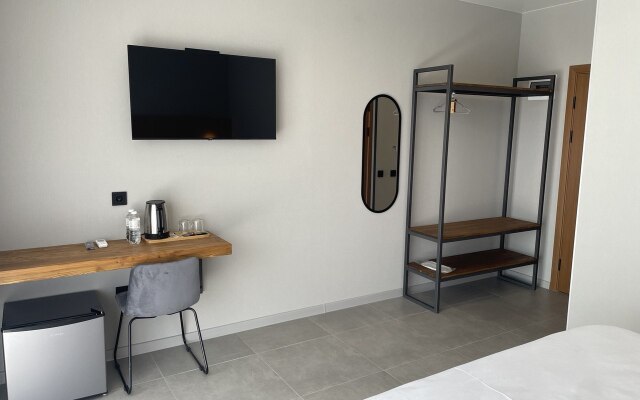 Azaliy 7 Hotel