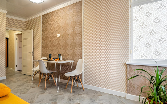 V Tsentre Goroda Apartment