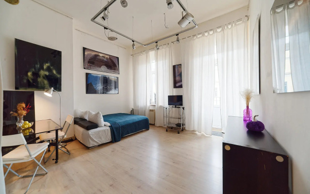 Апартаменты  Art-Home Рядом с Дворцовой Площадью