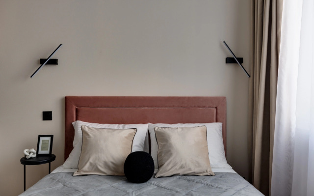 Апартаменты Уютная Дизайнерская Студия у Метро Ботанический Сад