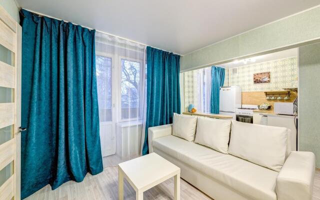 Berezhkovskaya Naberezhnaya 10 Apartments