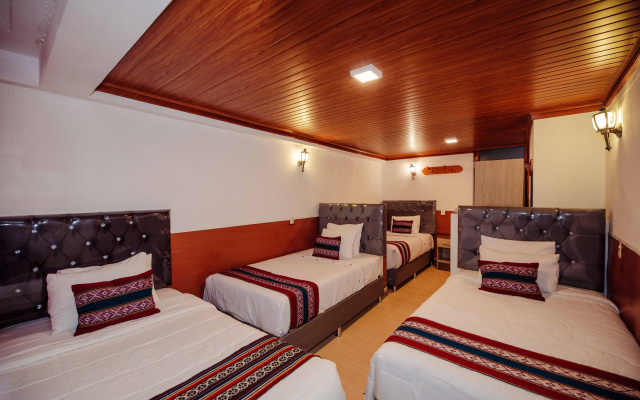 Avraham Hotel