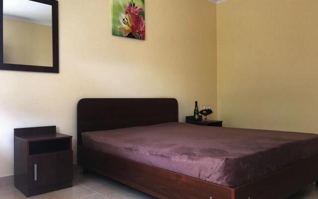 Lazurny Guest House