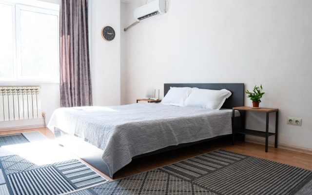 Квартира Уютная студия в центре города для 2-х гостей