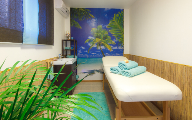 Marinus Hotel