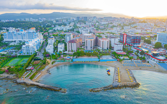 Pyxis Point Hotel - All Inclusive