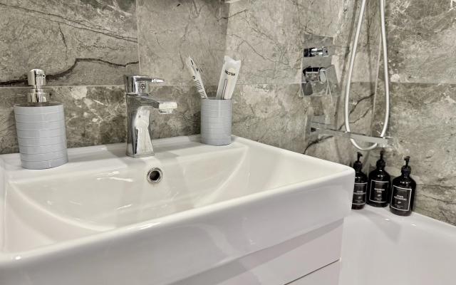 Квартира Здесь как Дома