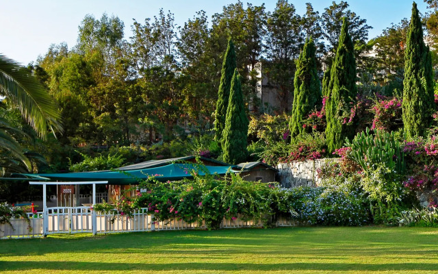 Отель Sianji Well-Being Resort