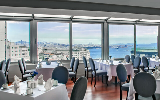 Taksim Square Hotel