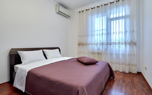 Dvukhkomnatnaya Turisticheskaya 6 Flat