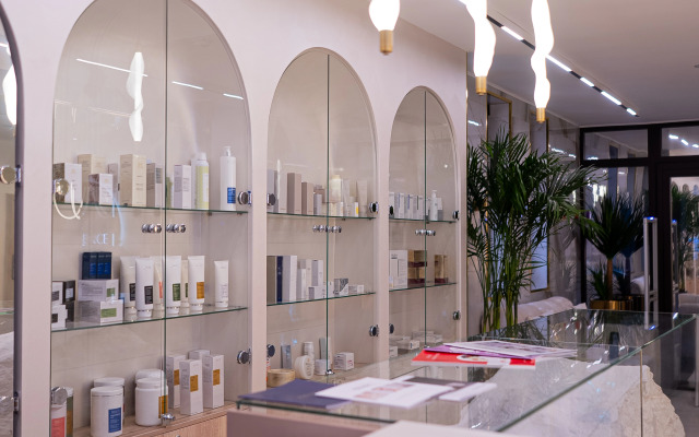 Отель Tauke Khan Plaza