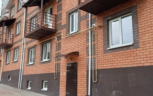 Апартаменты 2-к квартира Каракозова 10