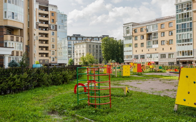 Lyuks U Krestovskogo Ostrova Apartments