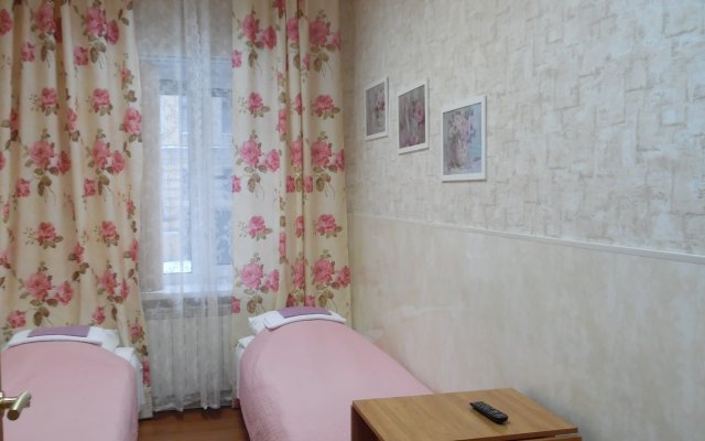 Bon Apart na Bolshoj Morskoj 31 - Irena Hotel Guest House