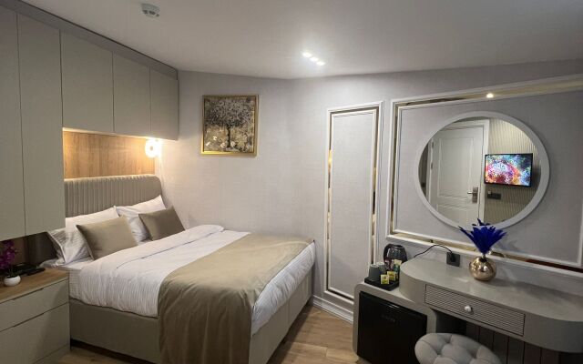 Отель The Galata Aramis