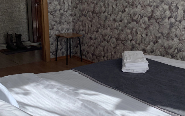 Квартира Счастливая Матрешка на Дежневцев