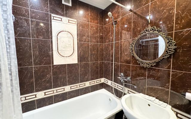 Kvartira s zaseleniem 24/7 luchshiy servis posutochno 50 Apartments
