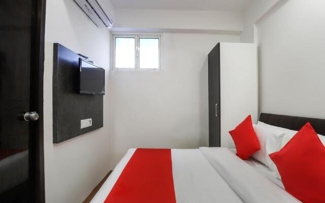 Peradiot-Vastrapur Hotel