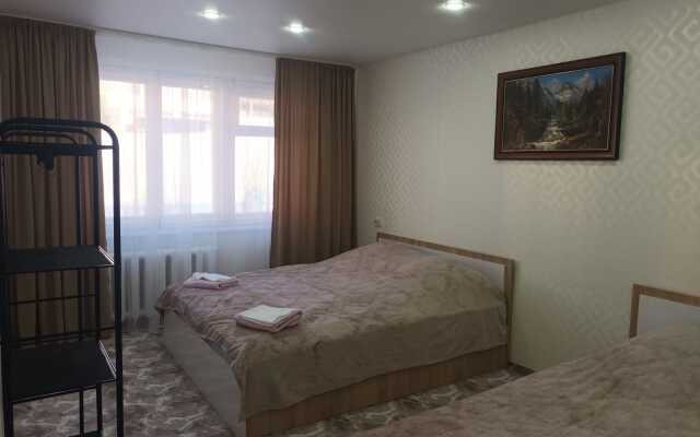 Квартира Трехкомнатная в Кировске