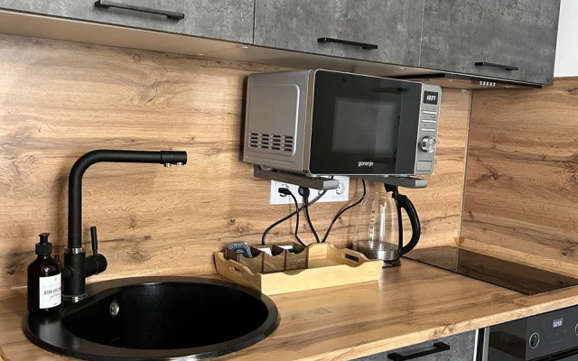 Studiya Bakinskaya 26-14 Flat