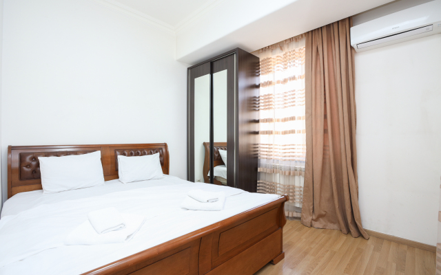 Апартаменты Stay Inn on Buzand Str. 13-64