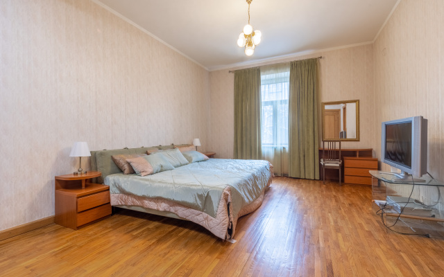 Mark Apart Petrogradsky Apartments